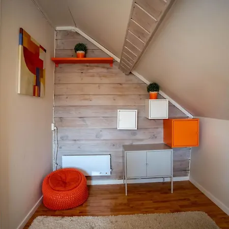 Central At Bertis Ap 2 Nice And Cozy Central 3 Bedrooms And Bigterrace *