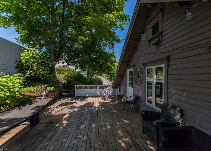 Central At Bertis Ap 2 Nice And Cozy Central 3 Bedrooms And Bigterrace *