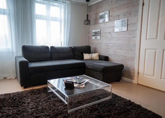 Central At Bertis Ap 2 Nice And Cozy Central 3 Bedrooms And Bigterrace