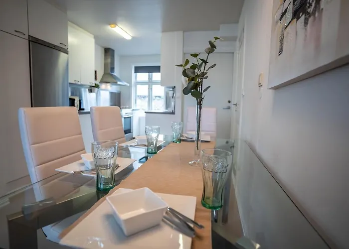 Central At Bertis Ap 2 Nice And Cozy Central 3 Bedrooms And Bigterrace