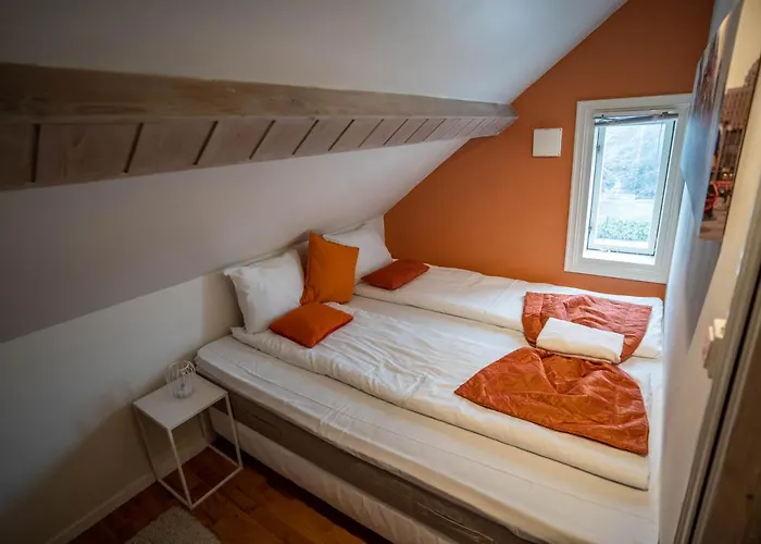 Central At Bertis Ap 2 Nice And Cozy Central 3 Bedrooms And Bigterrace